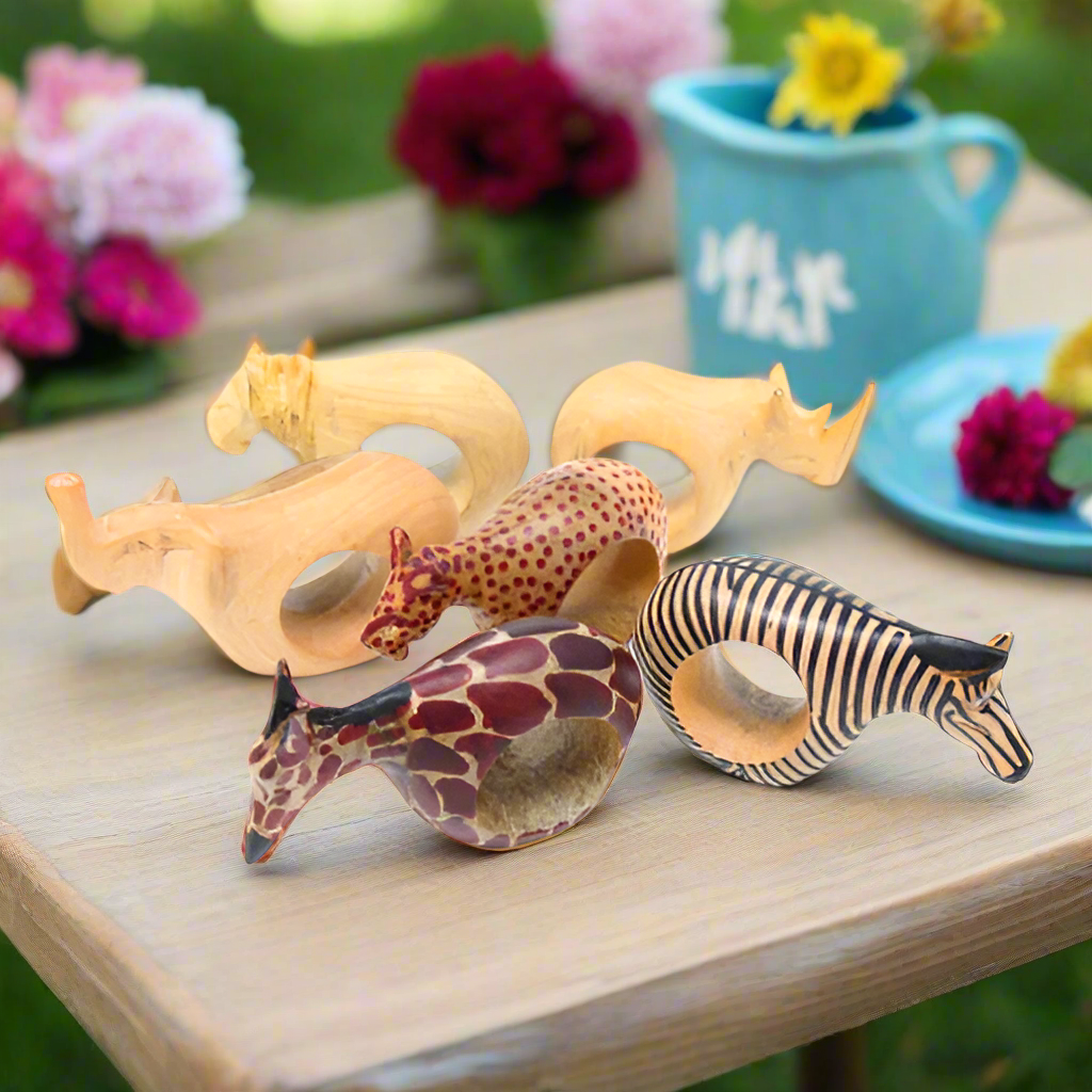 Juego de Seis Servilleteros de Animales en Madera de Caoba - Artesanía Jedando