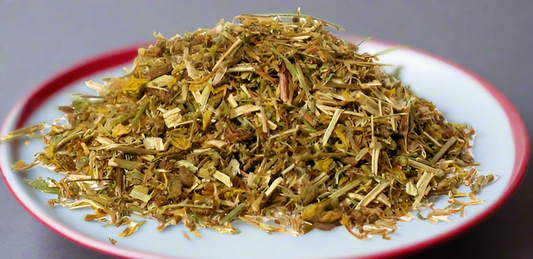 1 libra de hierba de San Juan cortada