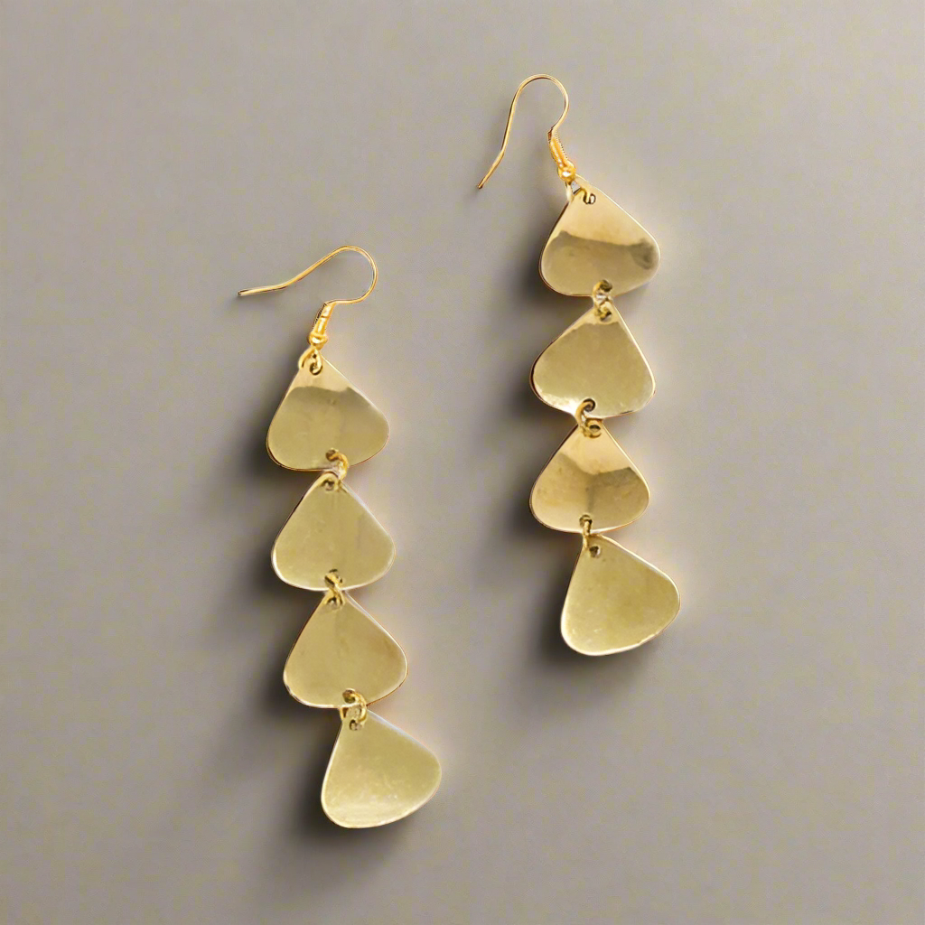 Pendientes colgantes de latón con niveles geométricos