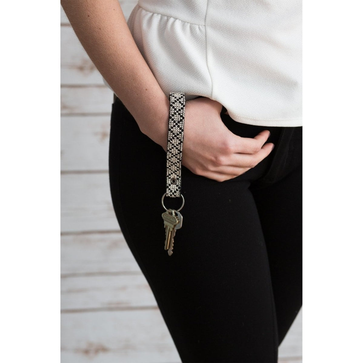 Lina Leather Key Lanyard-Hand-Embroidered Keyring-"Baker's Wife" Tatreez Motif