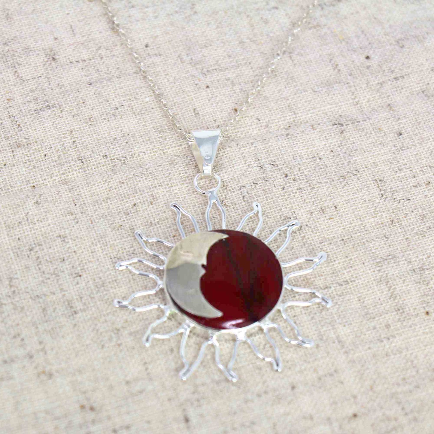 Colgante Sol y Luna Jaspe Rojo con Cadena