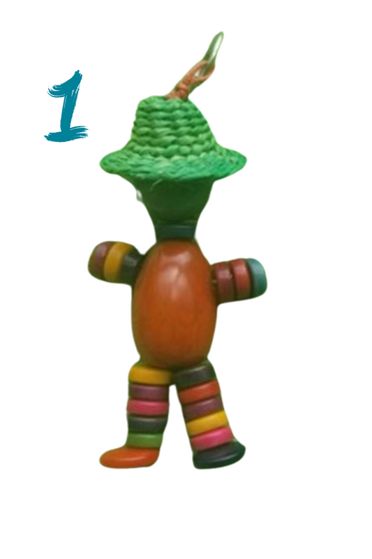 Llavero de nuez de Tagua hecho a mano - Muñeca