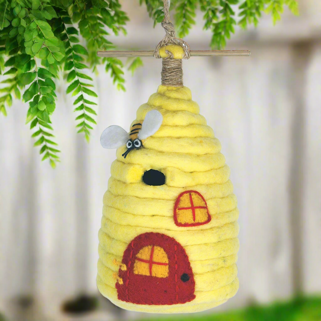 Felt Birdhouse - Honey House - Amarillo- Lanos salvajes