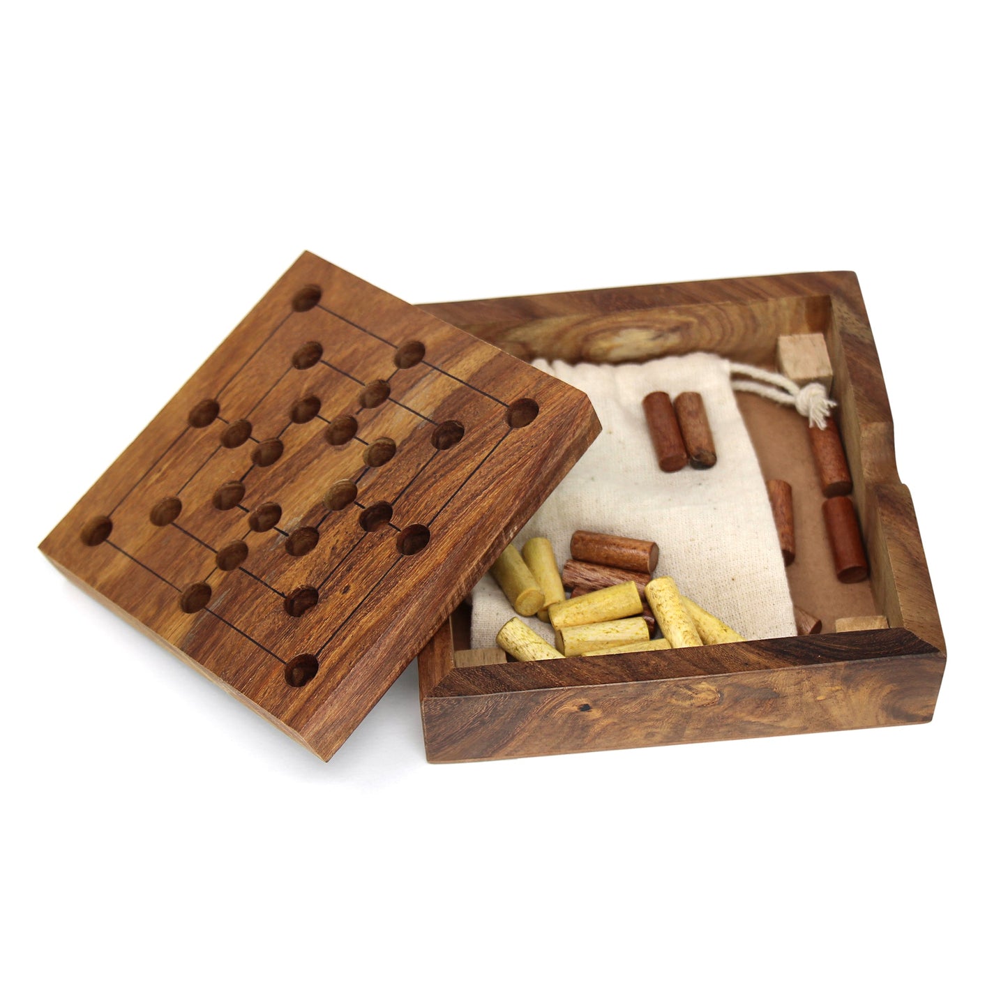 Juego de Morris de nueve hombres hecho a mano