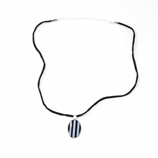 Colgante-Collar-Artisana de Alabalón y Rayas Negras