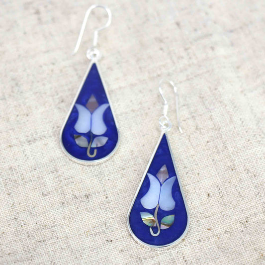Pendientes hechos a mano de plata de alpaca y lágrima de abulón- Tulipanes azules